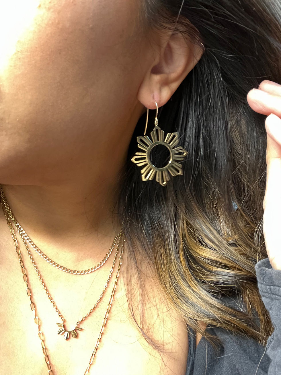 Thumbnail: The Bayani Full Sun Drop Earrings - Gold