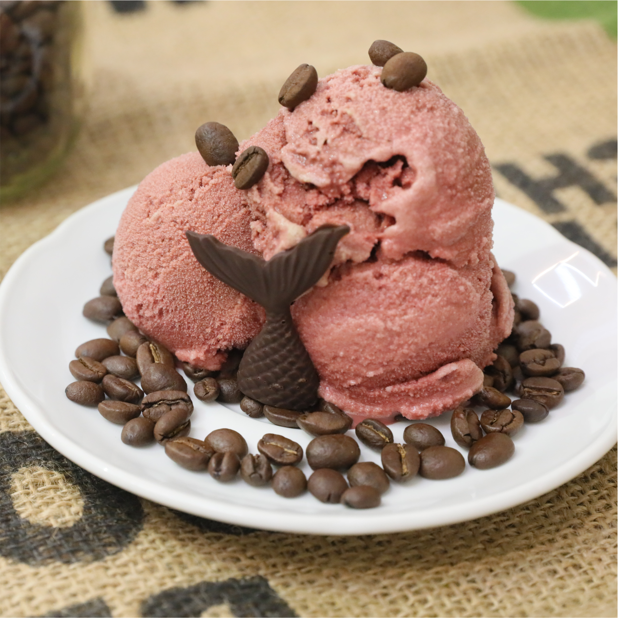 愛莉兒-紅絲絨咖啡