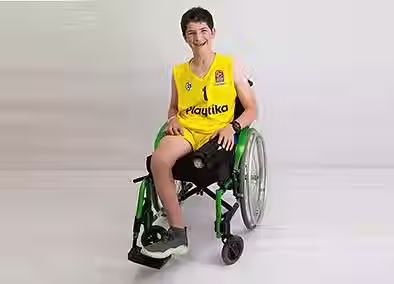 Etai sempre più in altro