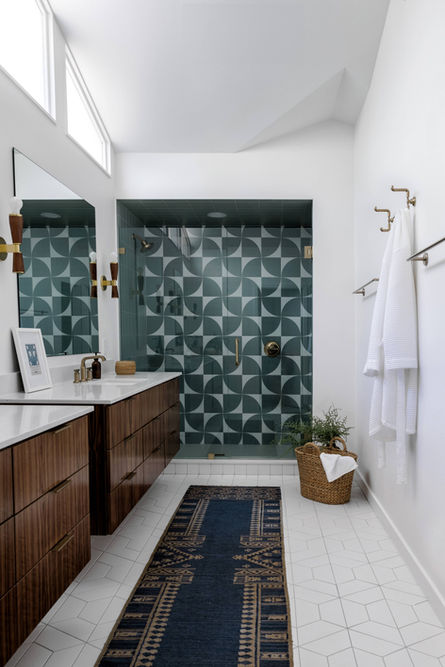 A midcentury bathroom remodel with modern touches.