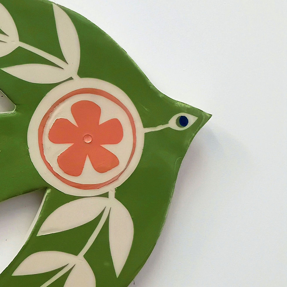 Thumbnail: Green Nordic bird