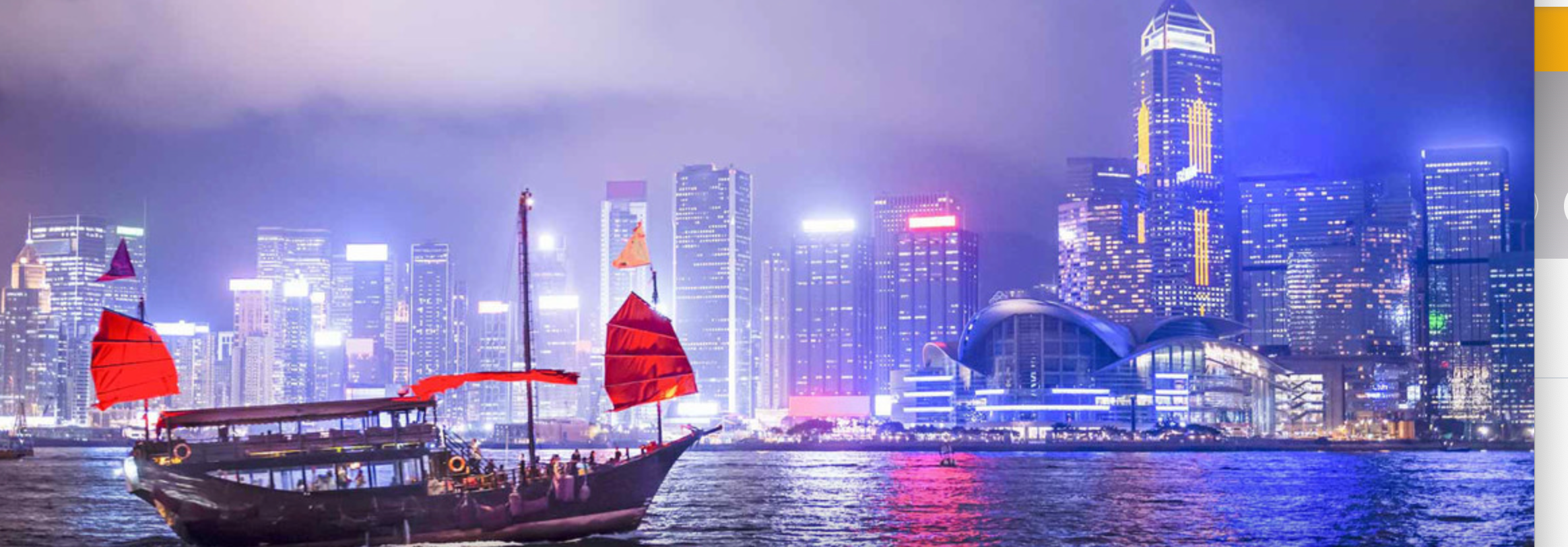 Aqua Luna Victoria Harbour Cruise