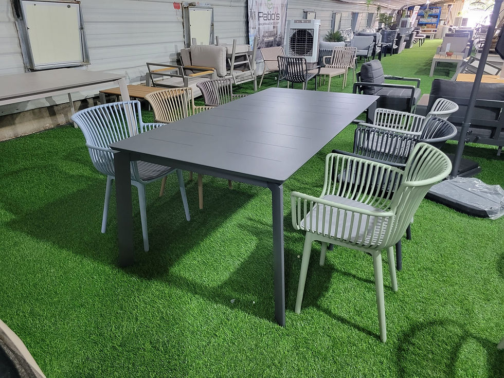 תמונה ממוזערת: הולנד ו פינת אוכל לגינה מאלומיניום 200*100, נפתח ל-3 מטר הכולל 6 כיסאות איטליה