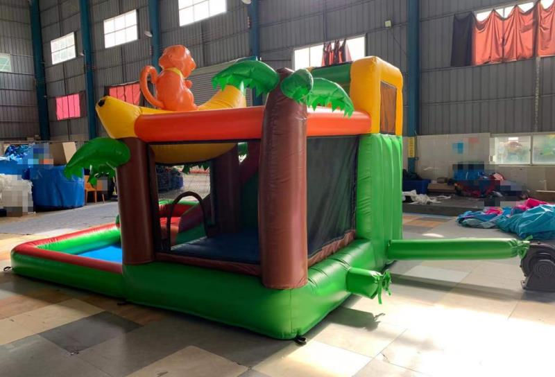 Thumbnail: מתנפח רטוב/יבש משמשונית דגם "קופיקו"2.4*3*4.3 מטר -יד 2 למכירה