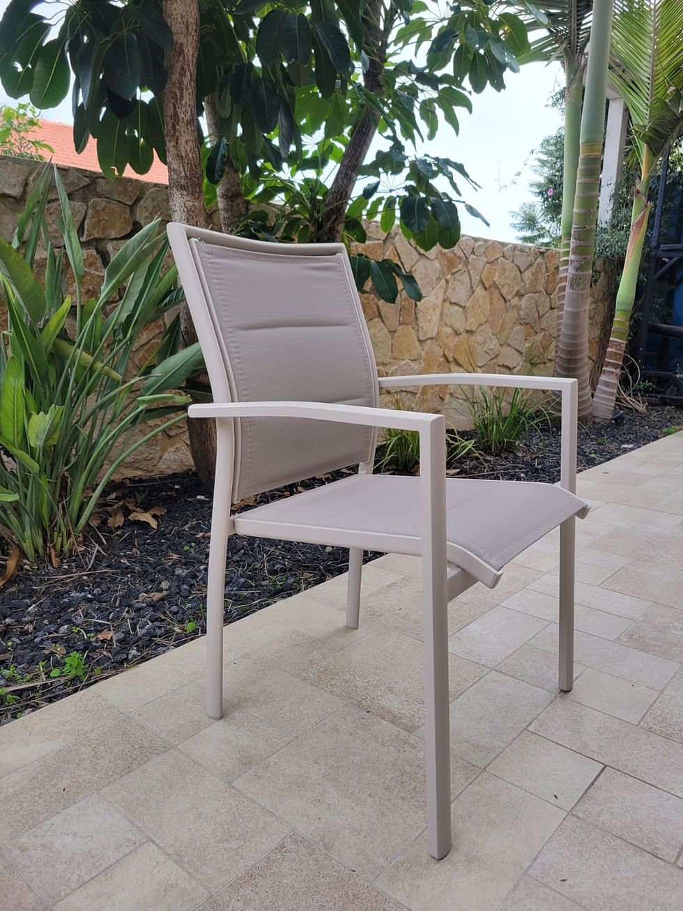 תמונה ממוזערת: פקאן ו כיסא לגינה ולמרפסת מאלומיניום בשילוב בד כפול עם משענות יד