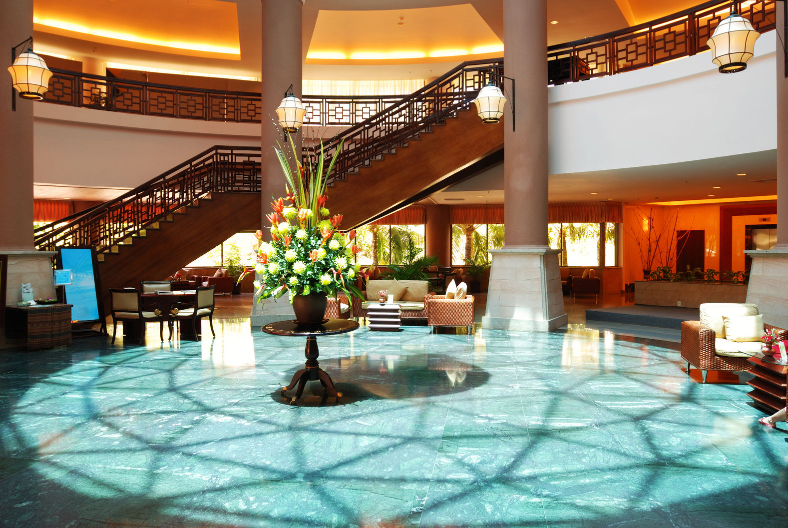 luxury-hotel-lobby-2021-08-26-16-18-38-utc.jpeg