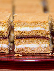 LAYER CAKE CU FOI DE MIERE