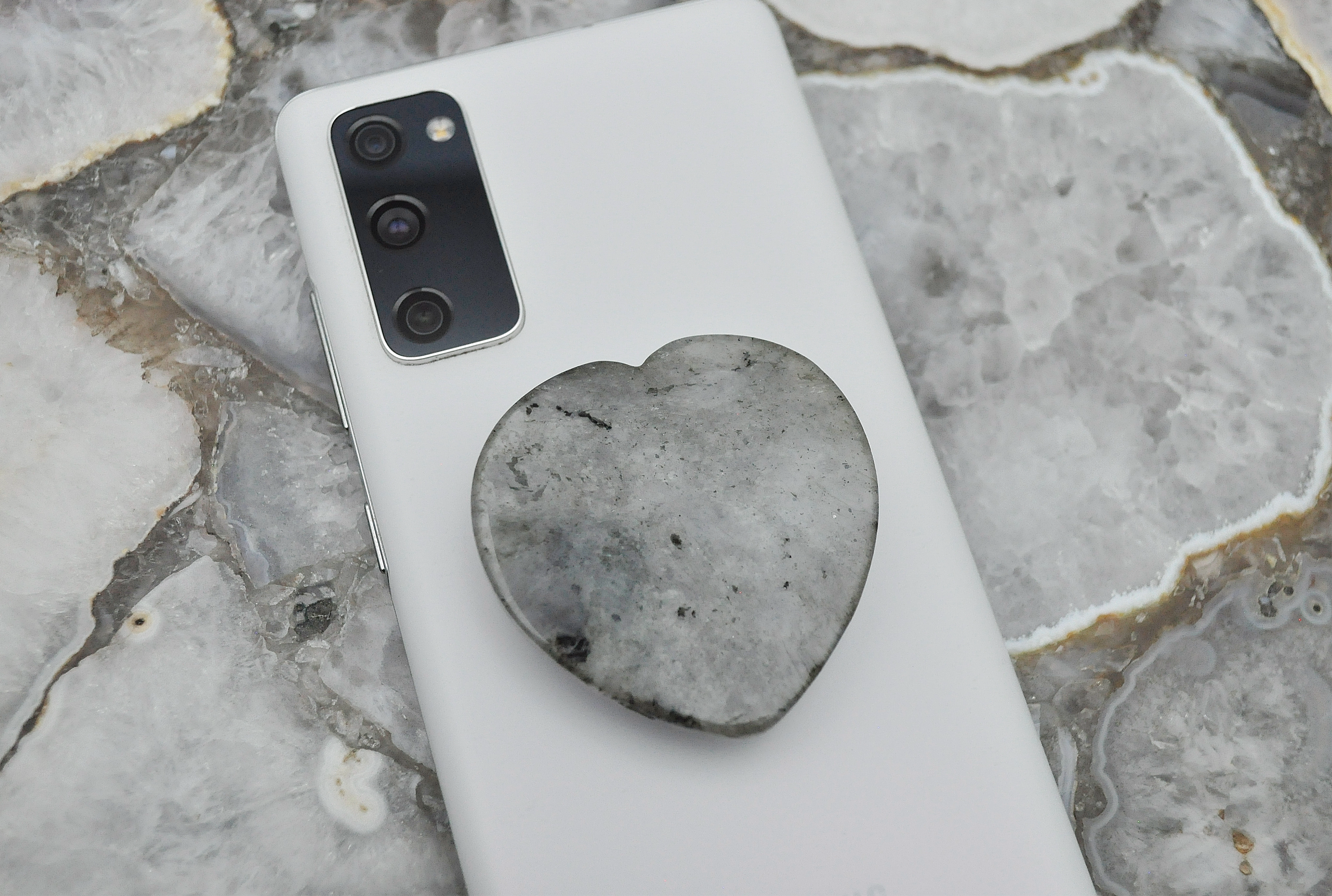 Labradorite Heart Cell Phone Pop Socket
