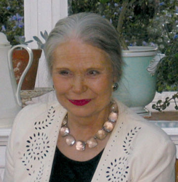 Anne-Marie Evans returning to teach at the Virginia Robinson Gardens