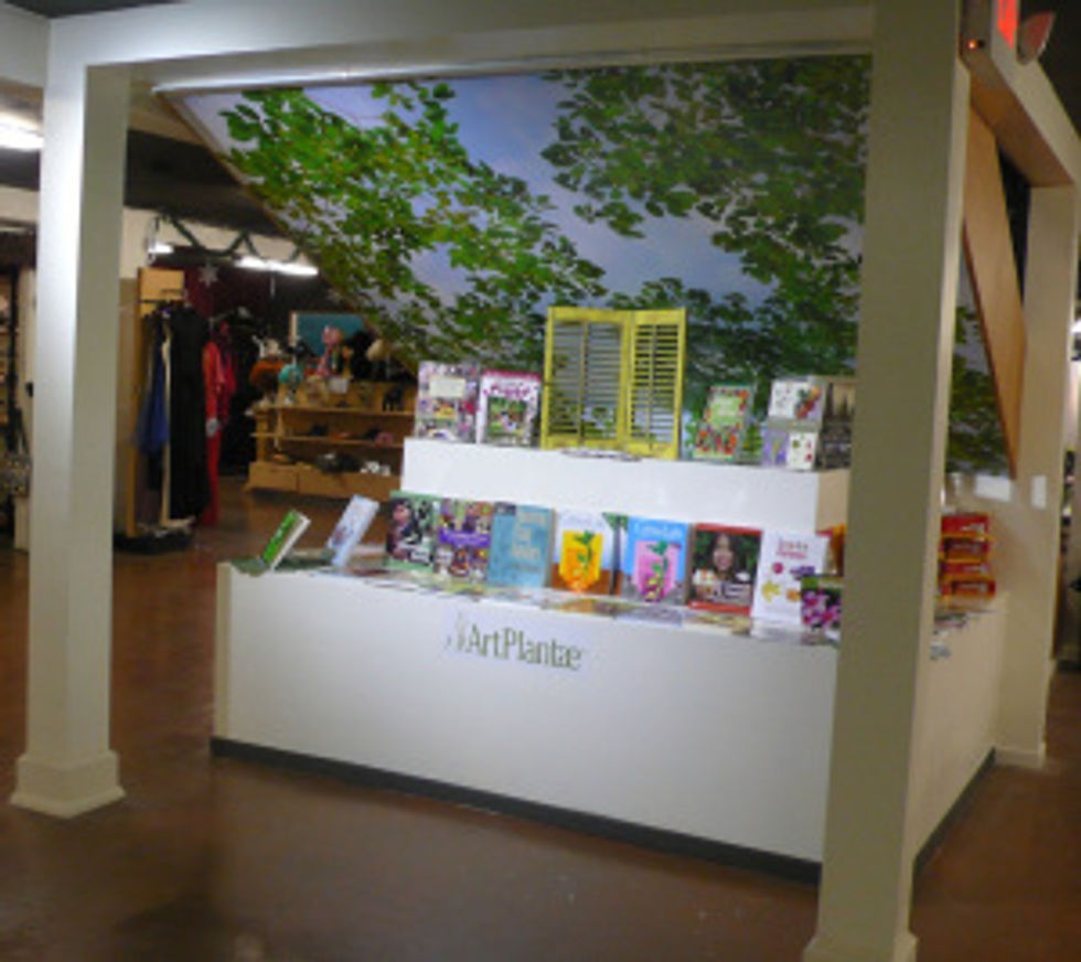 ArtPlantae Display at Aurea Vista in Riverside, California, © 2012 Tania Marien