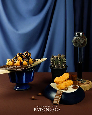 logo sq choc1_edited.jpg