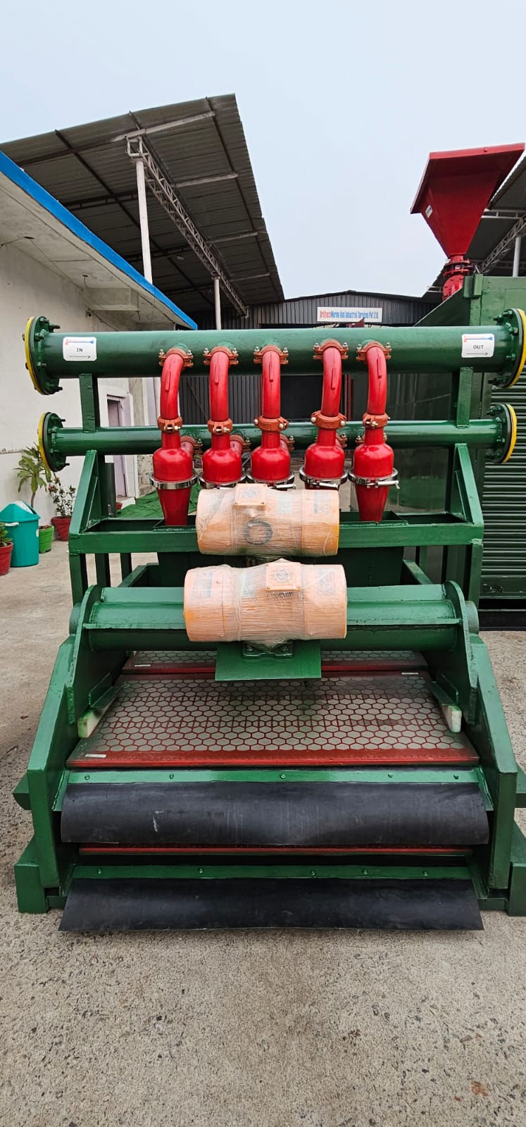 Thumbnail: Shale Shaker 300 GPM With 4 Screen And 10 Desilter Cone