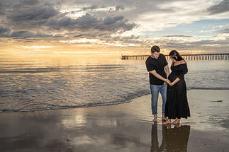 KIARA & ZACH MATERNITY_-161.jpg