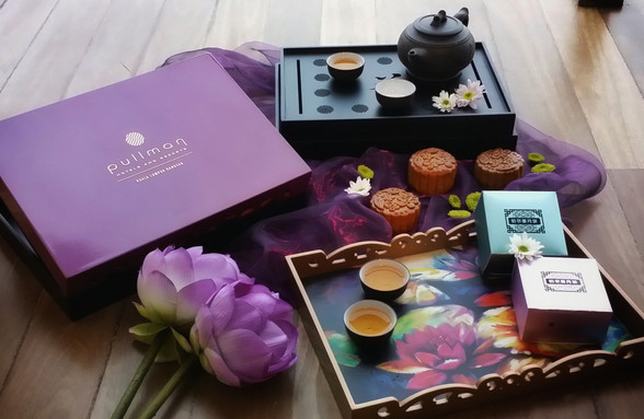 PullmanMooncakes.jpeg