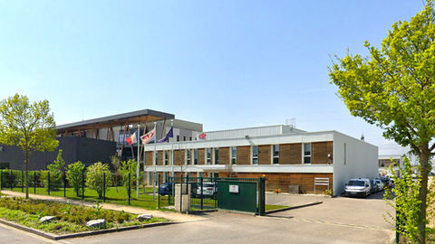 bâtiment industriel
extension
bureaux
Parc Industriel des Gaulnes
Jonage (69)
surface plancher créée: 177 m²
architecte DPLG
maitre d'oeuvre
Beaupreau
Mauges
Cholet
Clisson