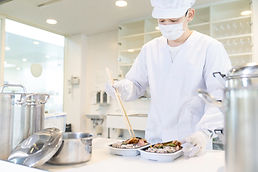 お弁当の調理