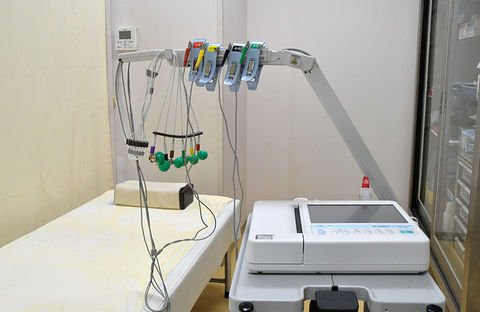 心電図検査装置