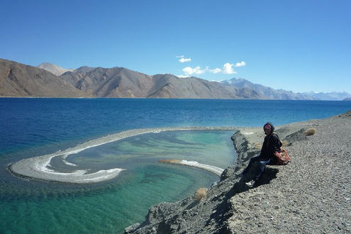 uhr geophysicist on holiday