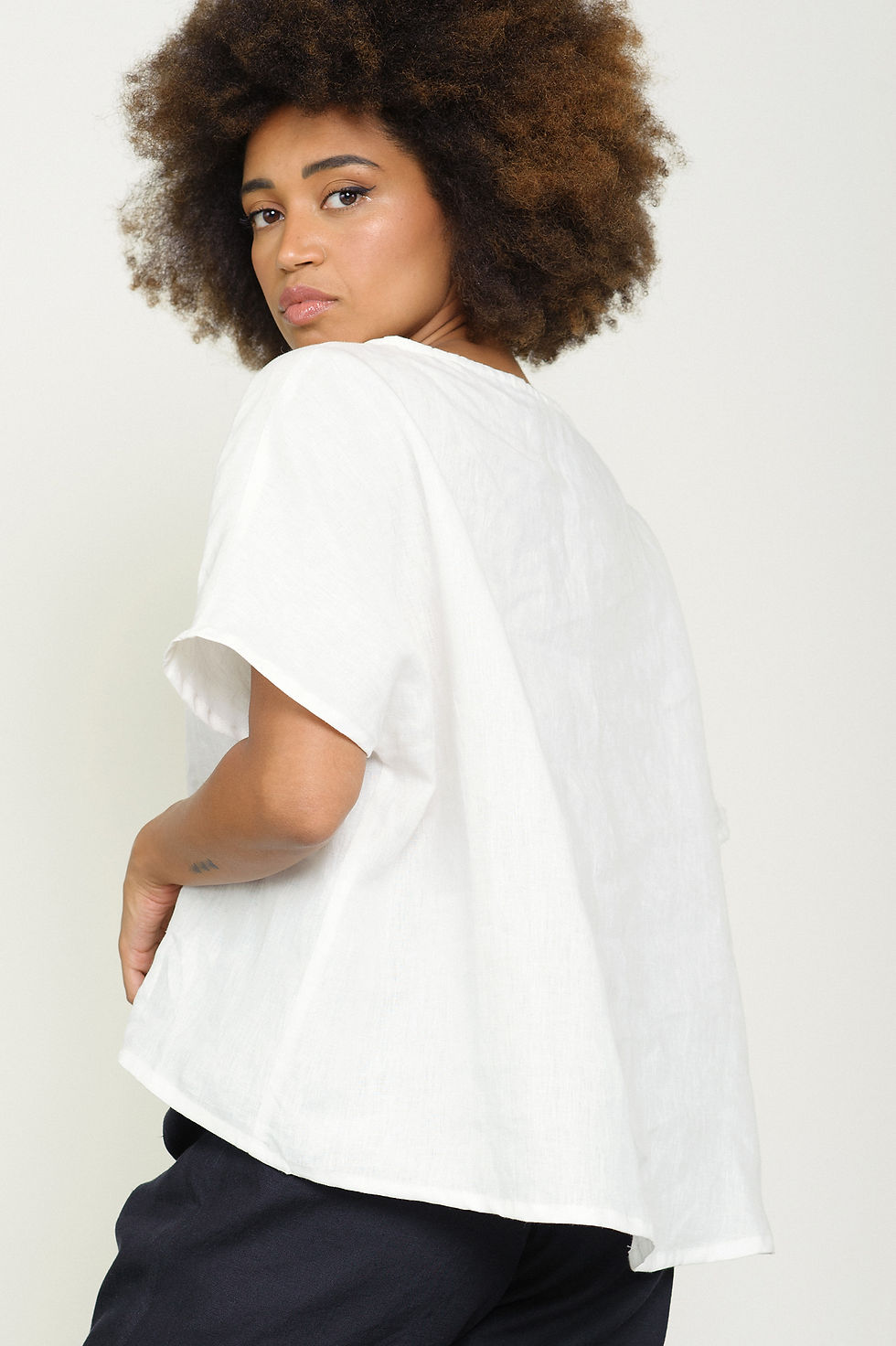 Thumbnail: LILA TEE