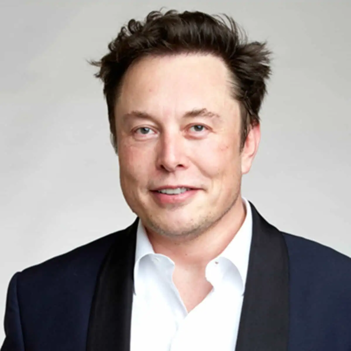 Elon Musk: The Rocketing Rise of a Visionary Innovator 