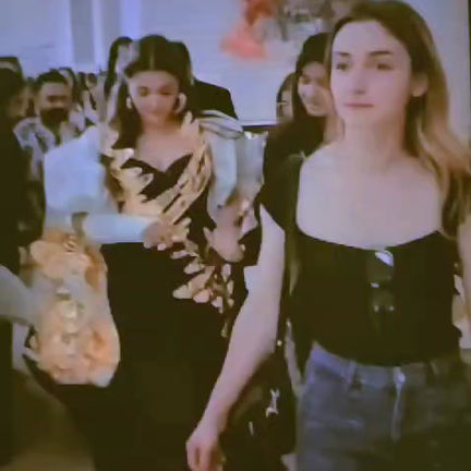 Aishwarya Rai Bachchan and Aaradhya's Cannes Moment