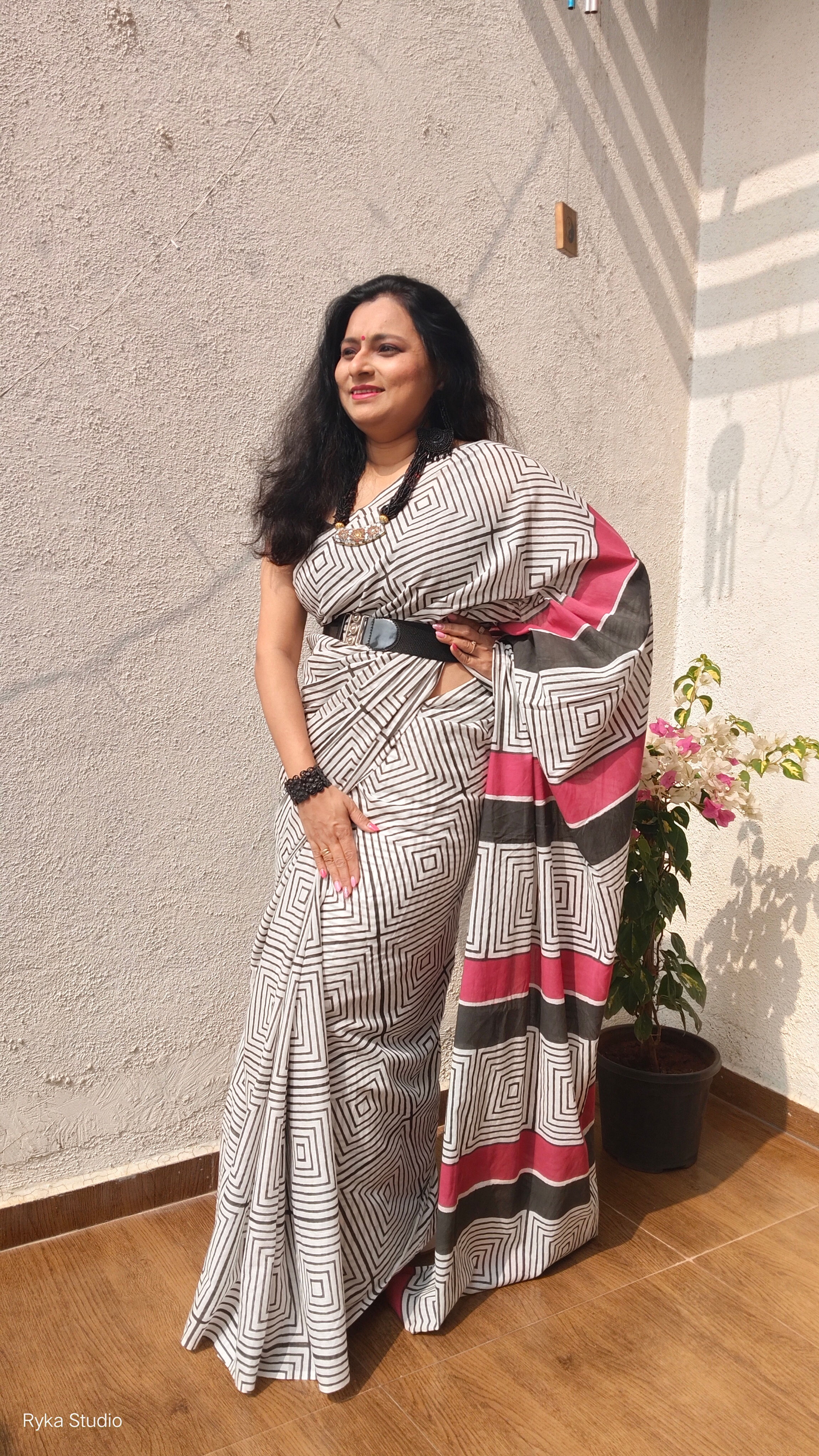 White Handblock Print Mulmul Saree front view