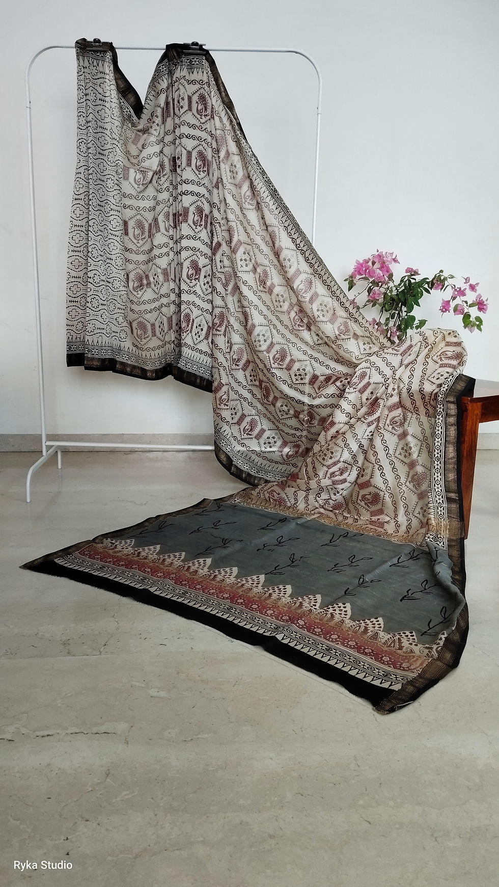 Thumbnail: White and Maroon Maheshwari Saree body