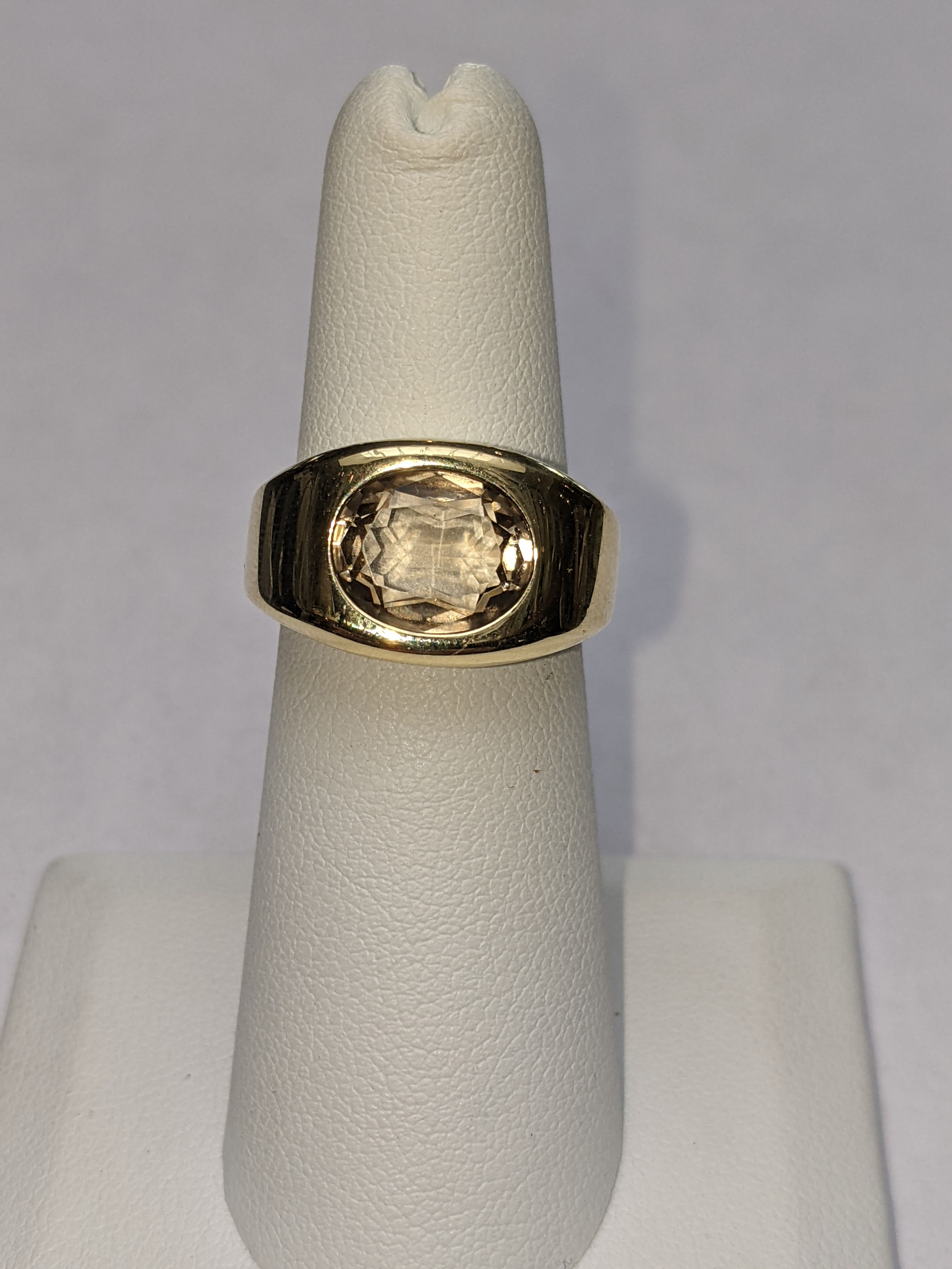 14k Yellow Gold/Topaz Ring