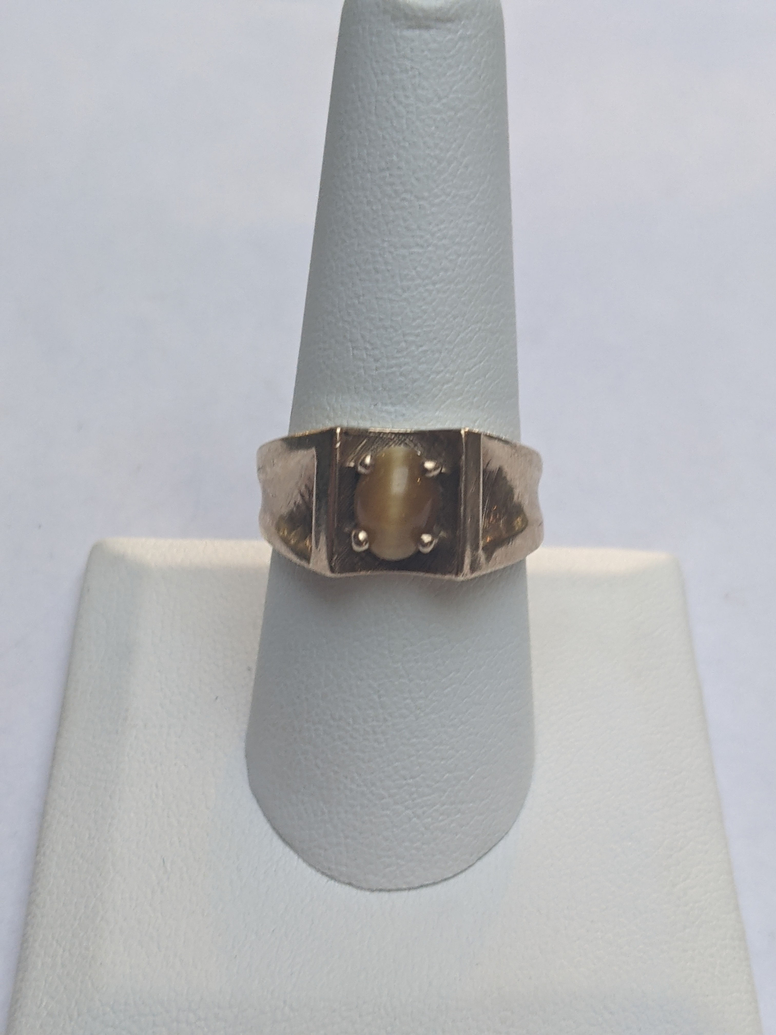 10k Yellow Gold Tiger's Eye Ring