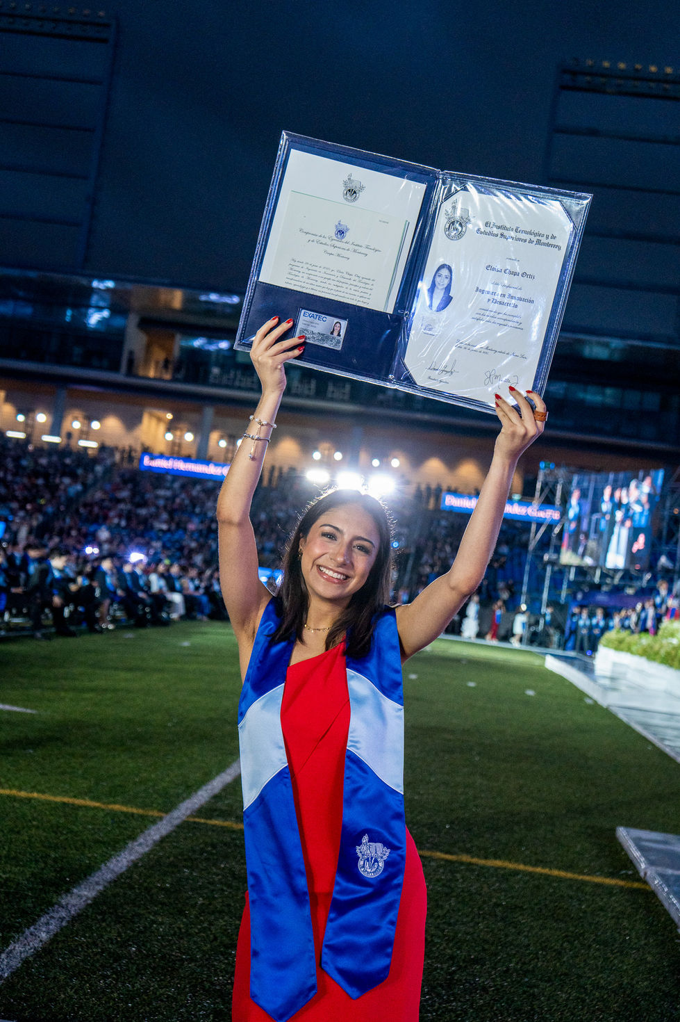 Grads 1 Jul-115-2.jpg