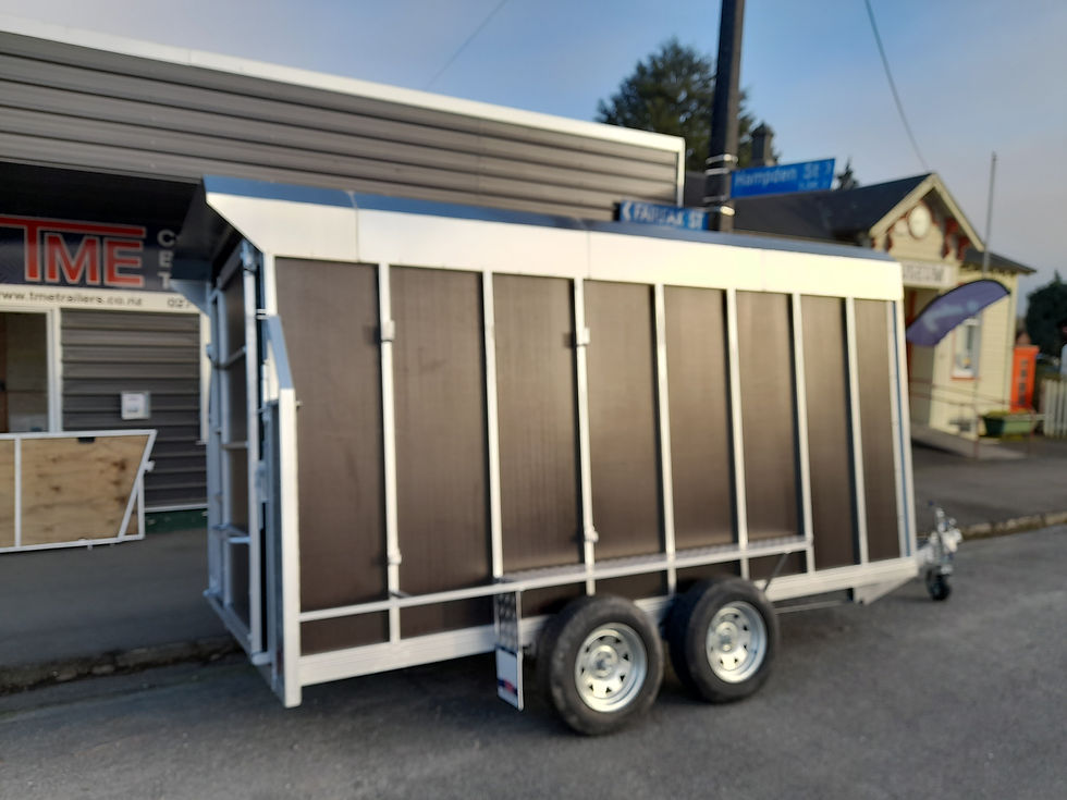 4m x 1.8m x 2.1h Stock Trailer