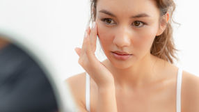 How Take Care of Your Skin in Summer (14 Ways To Follow)