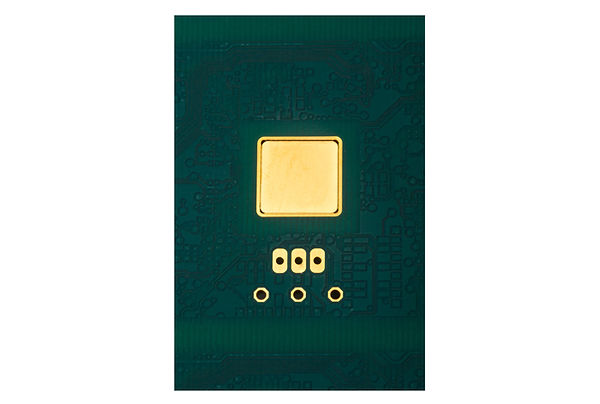 unimicron_metall_inlay_automotive_applikation.jpg