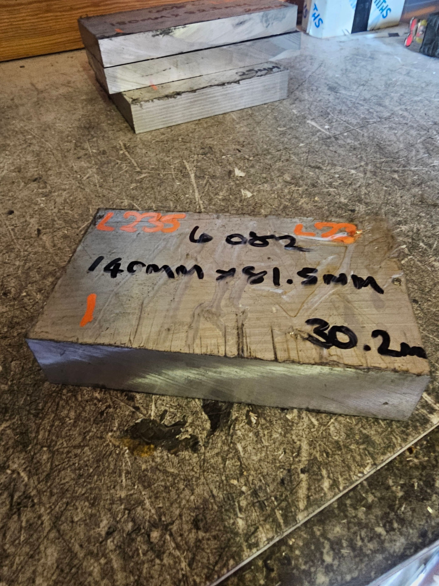 6082 Aluminium bar 140mm x 81.5mm