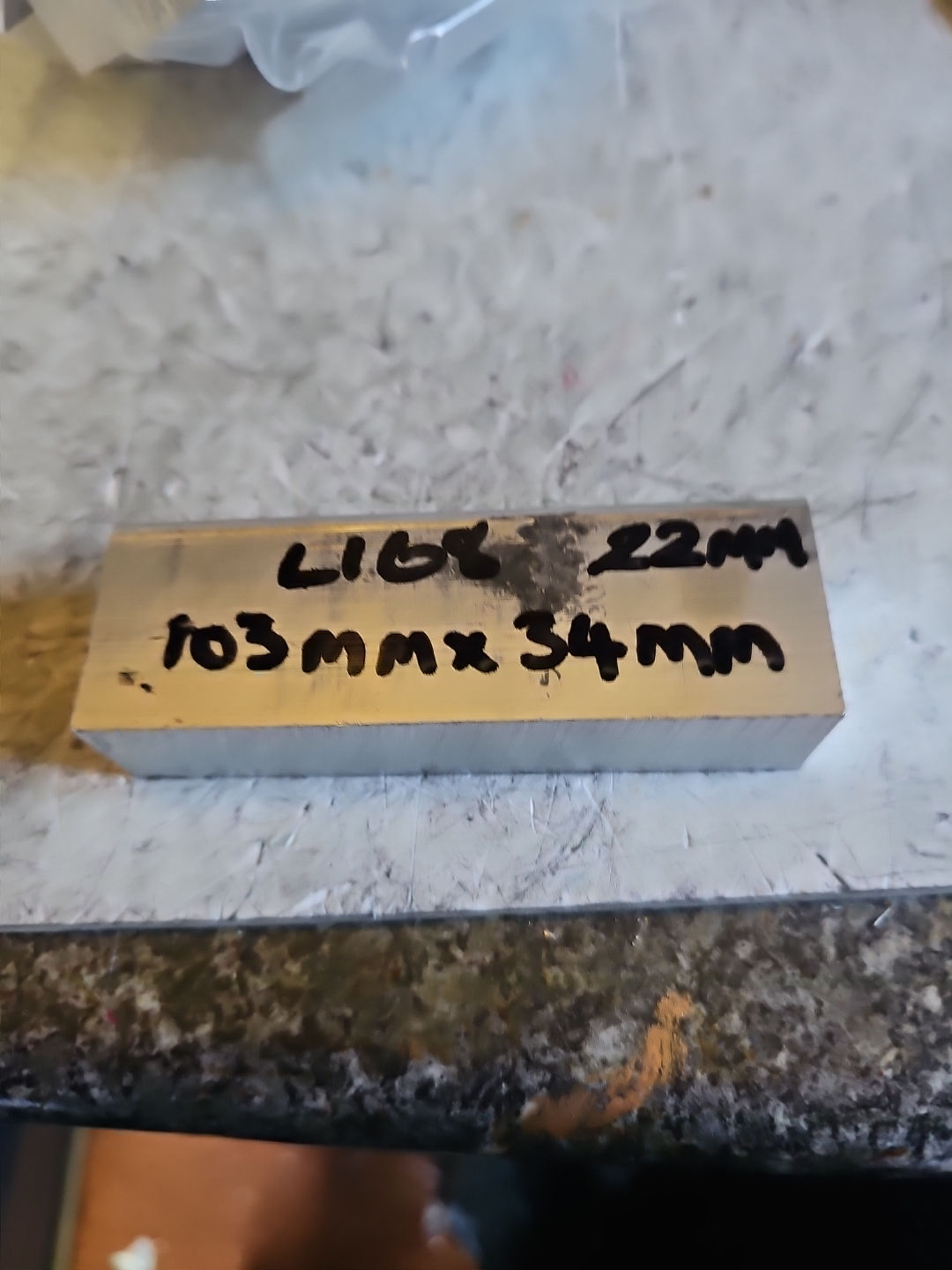  Aluminium oblong billet 103mm x 34mm