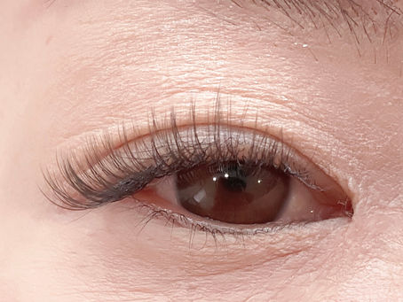 lahale まつ毛エクステ