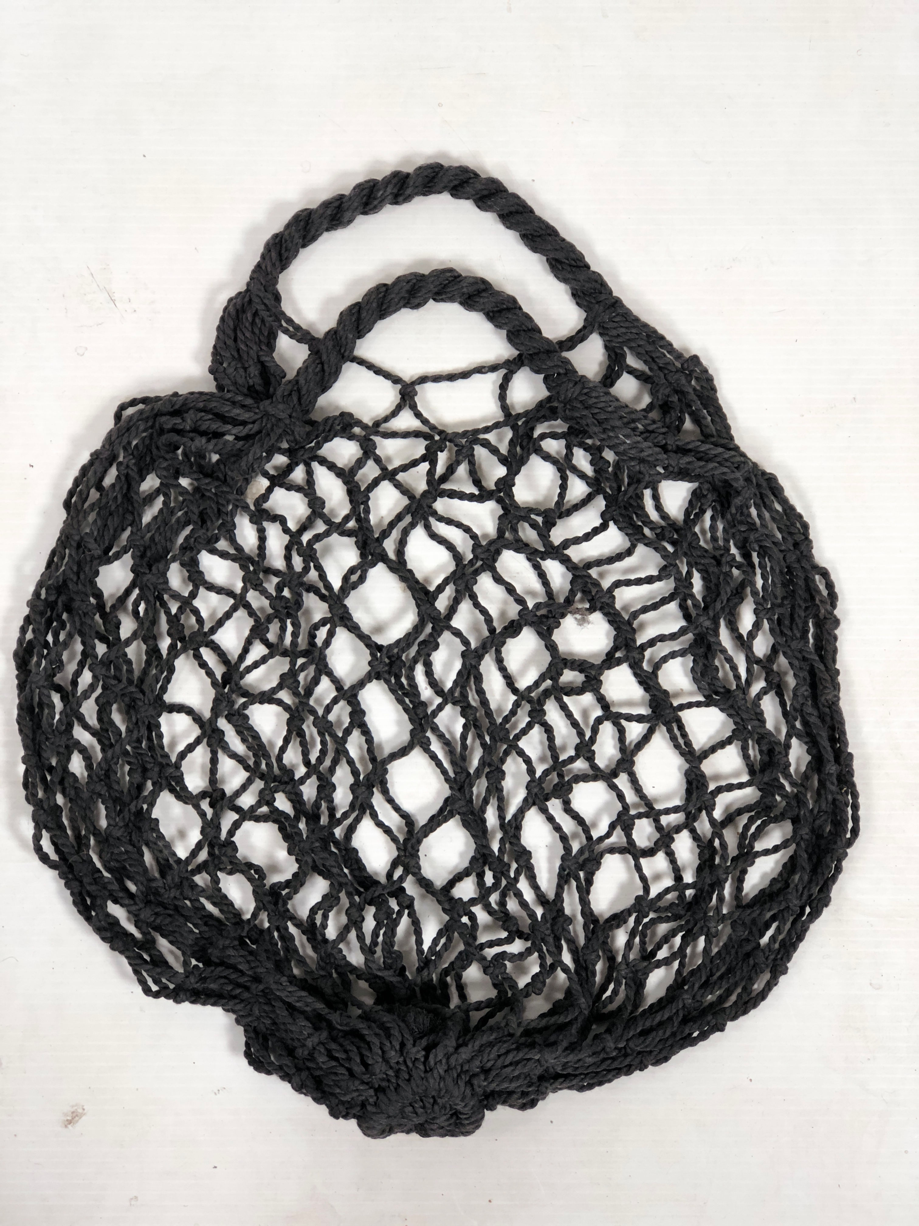 Handtied String Charcoal