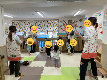 日々の保育の様子🌸歌とダンス・お散歩[だいとうSAKURA保育園]