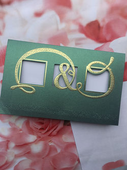 Invitación Iniciales de novios