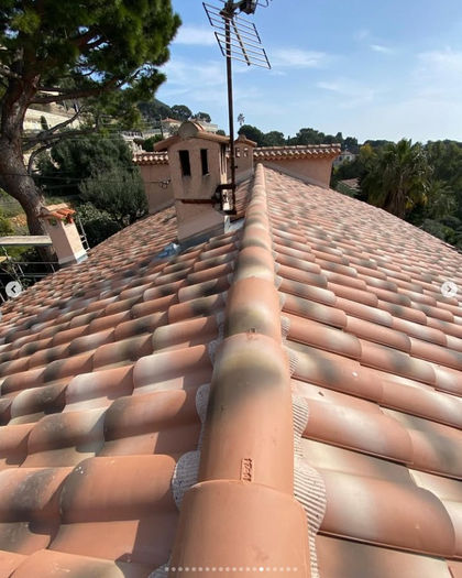 Faîtage ventilé sur closoir en plomb