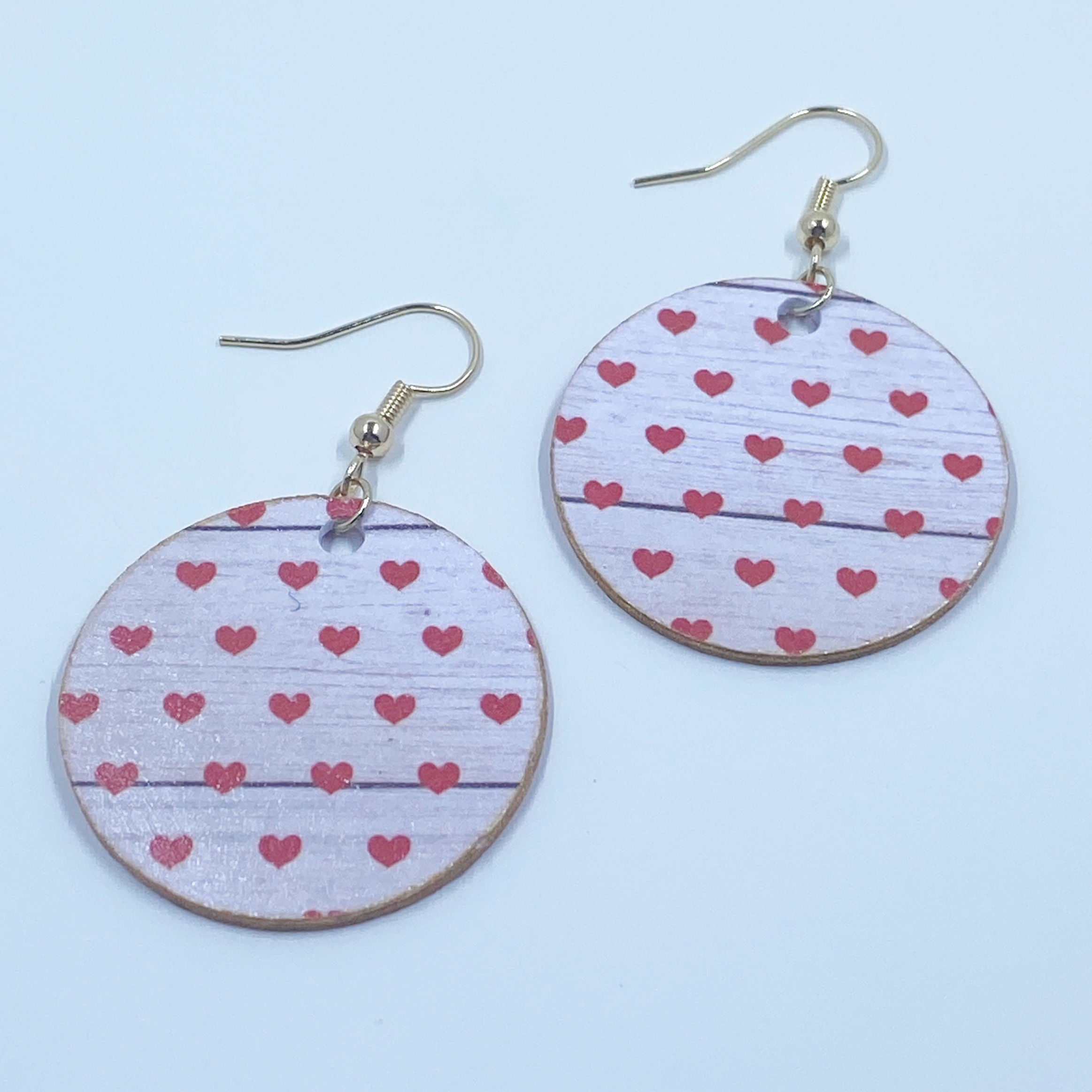 Shiplap Hearts