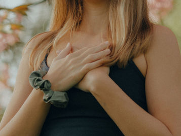 Yin Yoga im Herbst: Loslassen, Metall-Element + Yin Yoga Sequenz