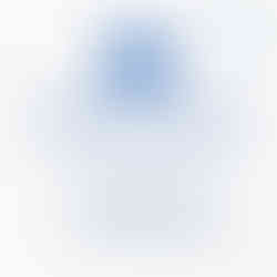 Sistema industrial em funcionamento representando gestão de manutenção preventiva e segurança operac