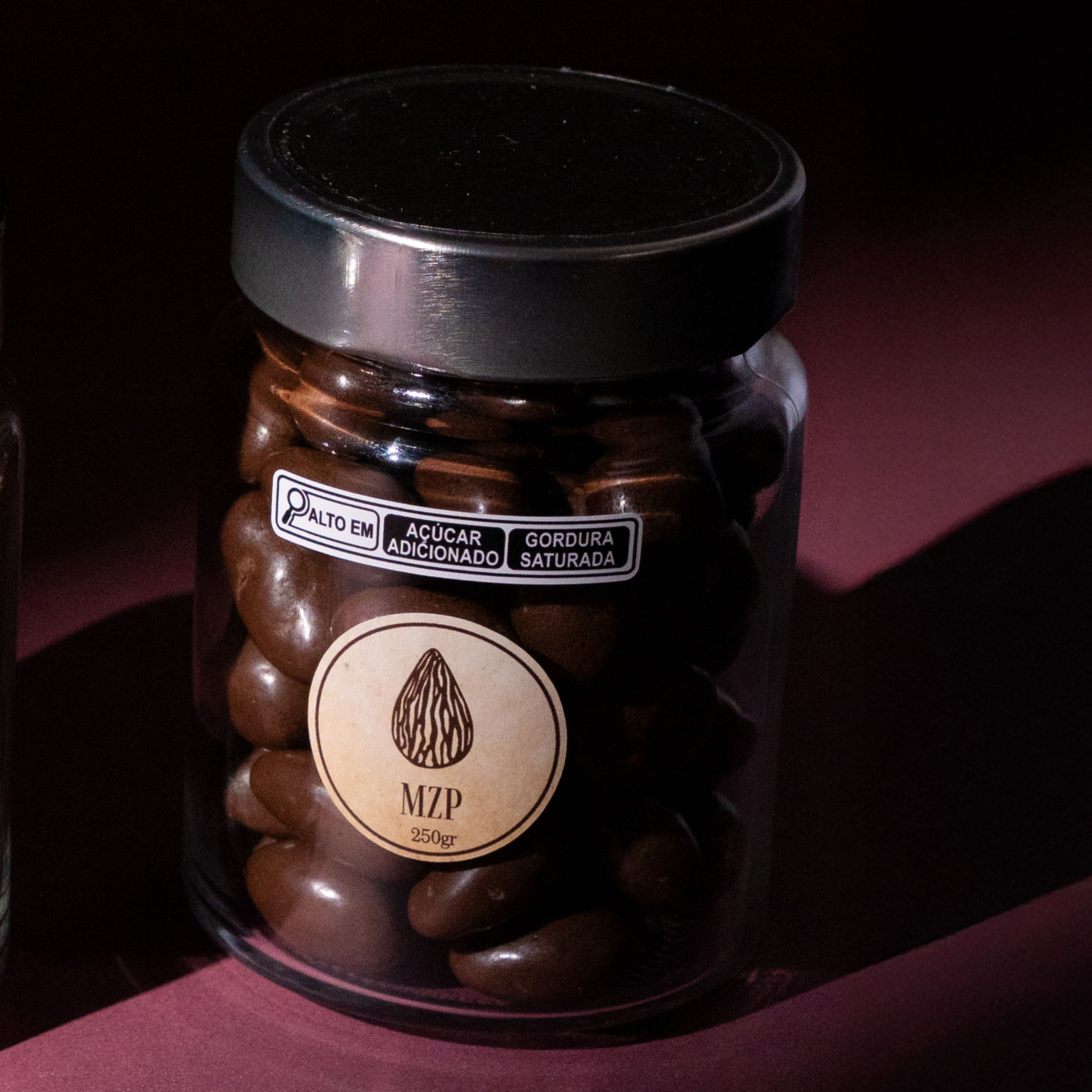 Drageado de Amêndoas com Chocolate Meio Amargo (Vidro 250g)