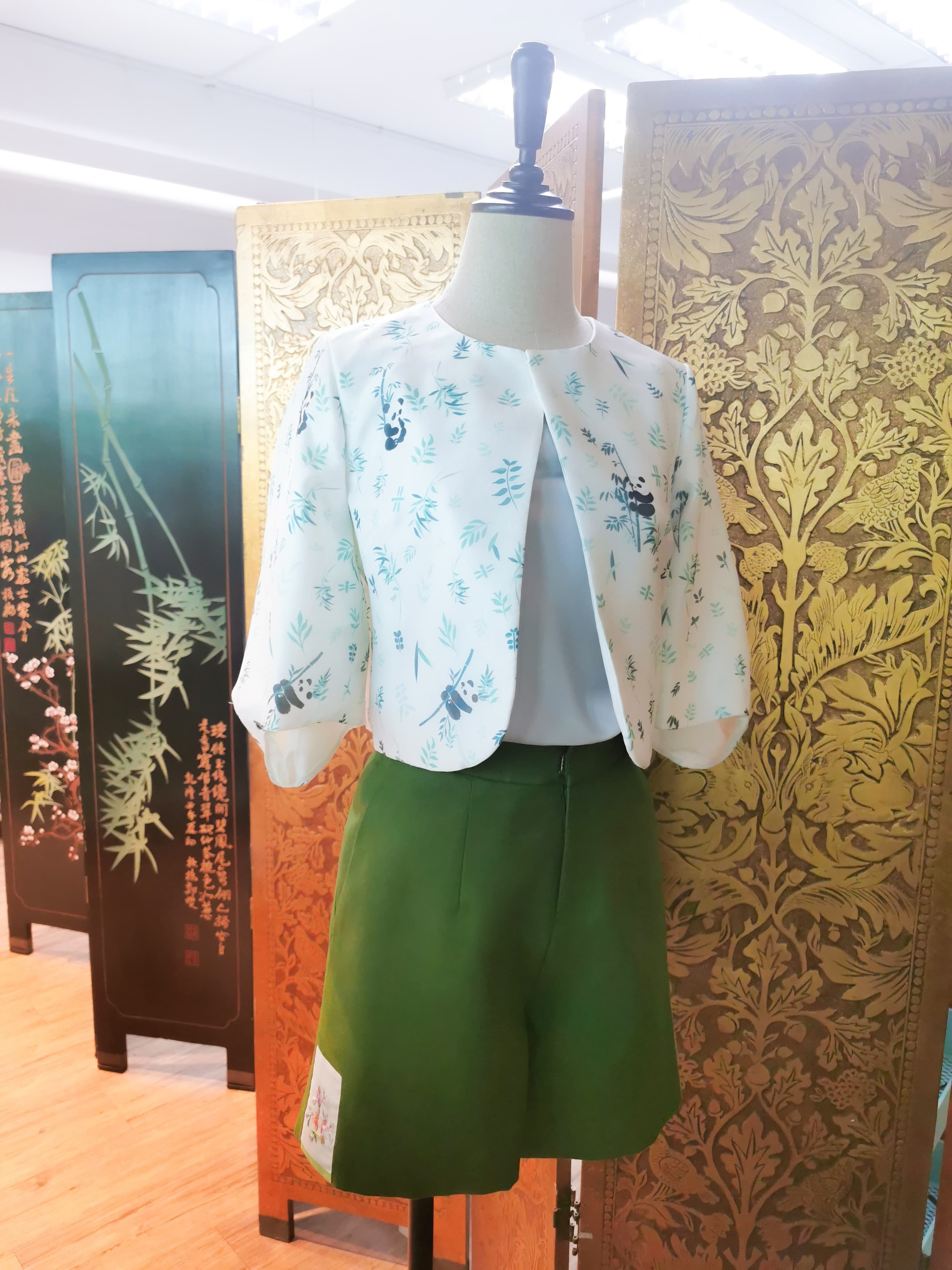 Bamboo & Panda Print Bolero, White