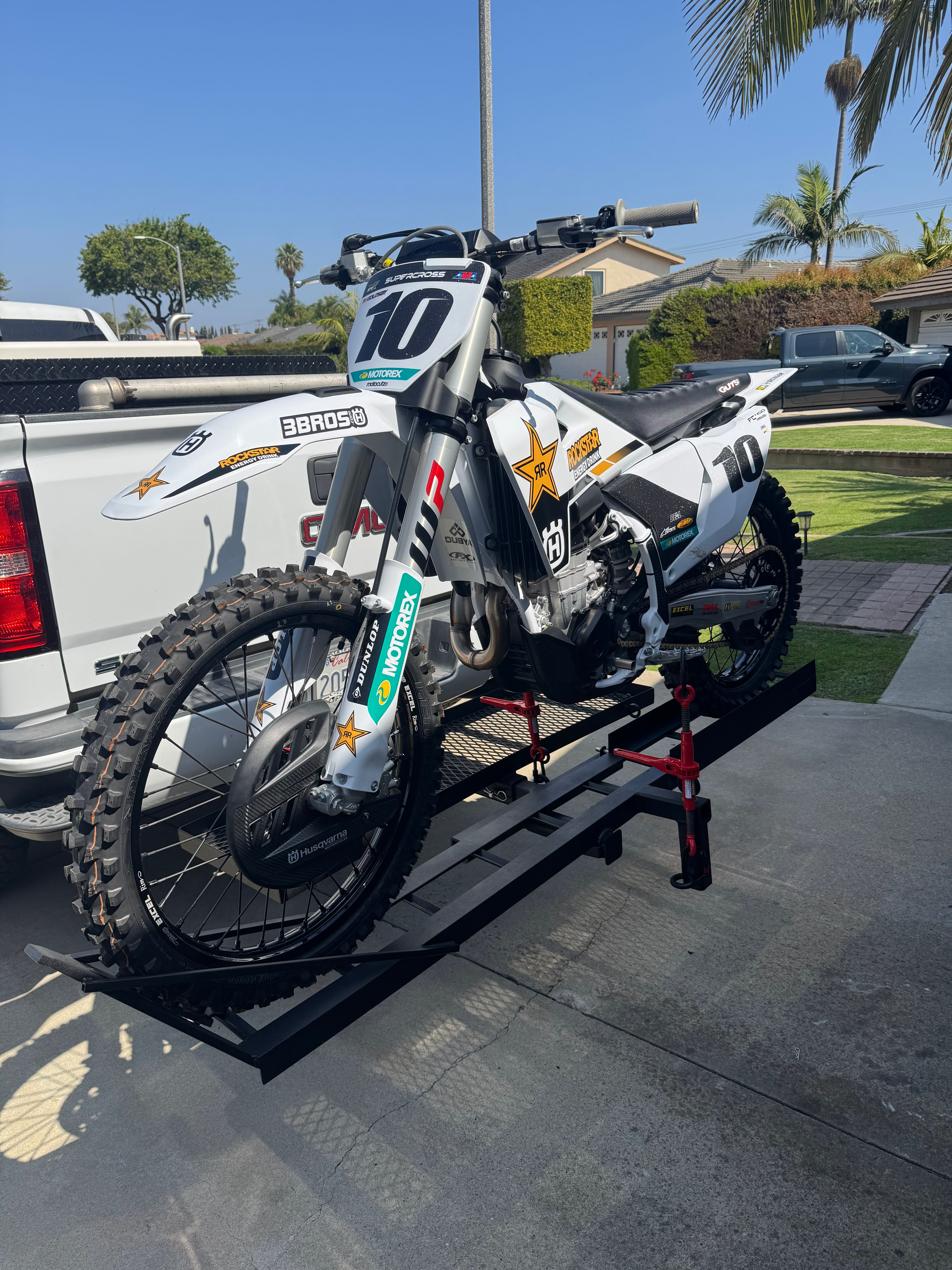 MotoLift Hitch Carrier