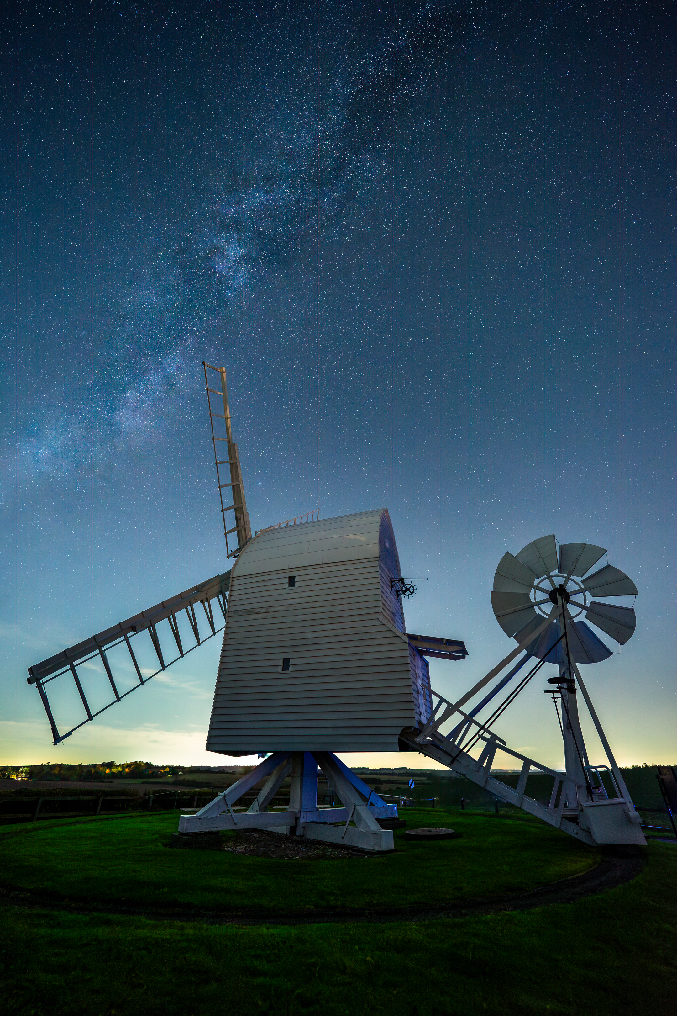 Winter Winds, Great Chishill Windmill, Royston, England, Sony Alpha, Sony A7 II, Sony FE 14mm F1.8 GM, Benro Tortoise TTOR24CGX30, Landscape, Landscape Photograhy, Night, Night Photography, Astro, Astro Photography, Milky Way, Milky Way Photography