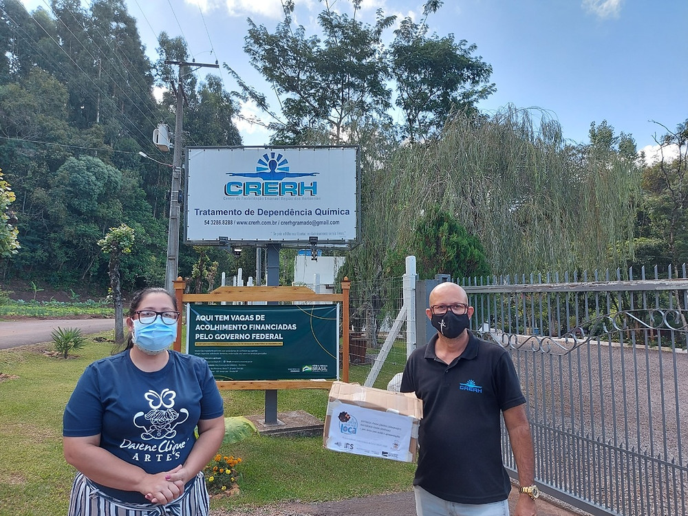 Crerh de Gramado e Caps de Canela recebem conteúdos para atividades do projeto Arte que nos Toca