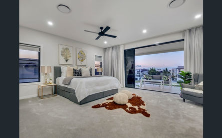 7 Ultimo Master Bed