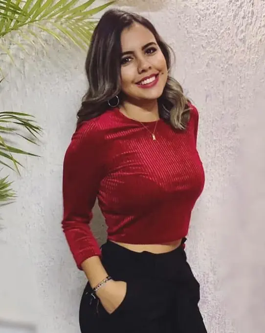 Transforma tu vida con Consultor Fitness: planes de nutrición, rutinas personalizadas y asesorías respaldadas por 10 años de experiencia.